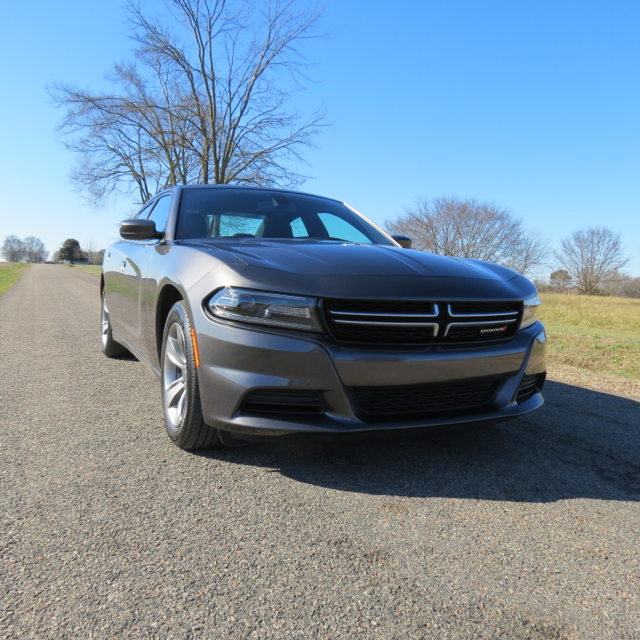 Sport Sedan: 2015 Dodge Charger SE – Auto Trends Magazine