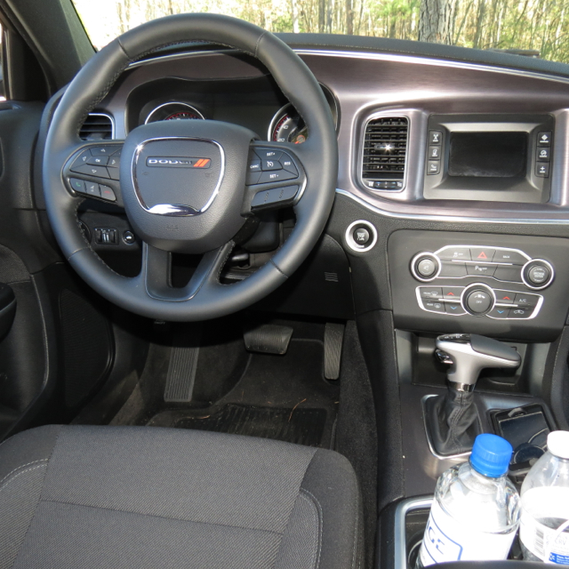 2015 dodge charger seats