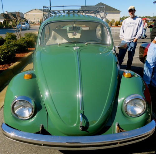 Cars and Coffee Fayetteville: Volkswagen Beetle 