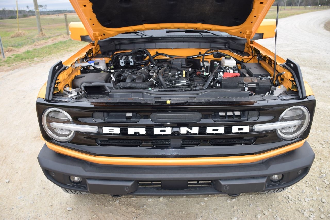 2022 Ford Bronco engine