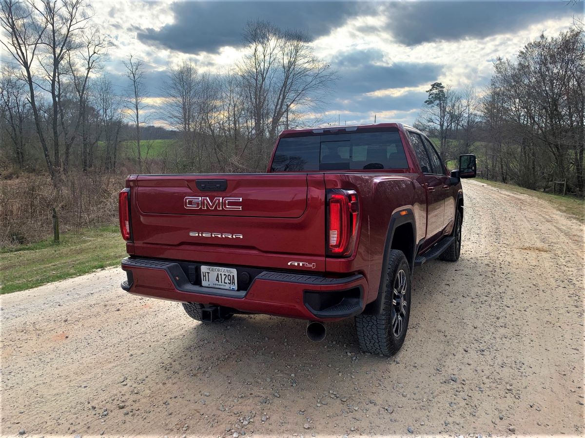 2021 GMC Sierra AT4