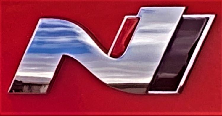 2022 Hyundai Veloster N icon
