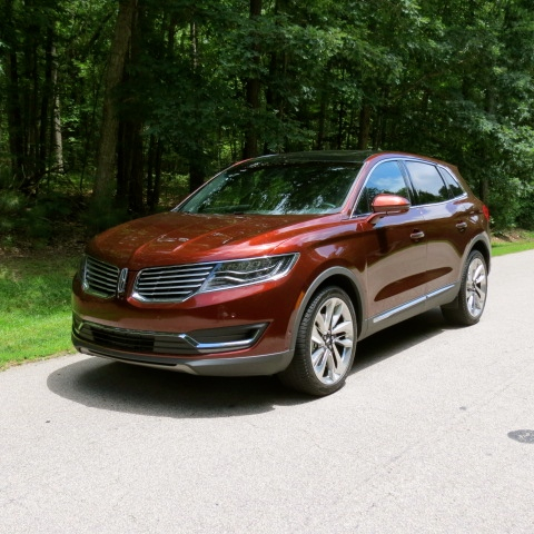 2016 Lincoln MKX.