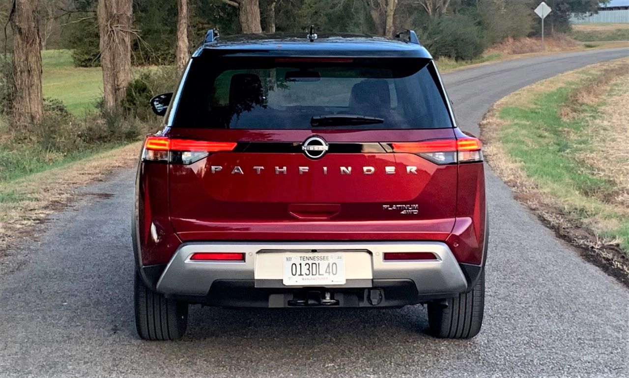 2022 Nissan Pathfinder rear