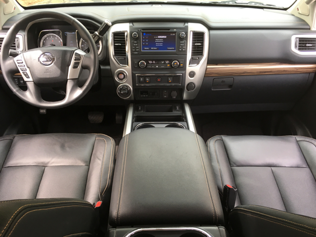 2017 Nissan Titan SL Crew Cab 4x4