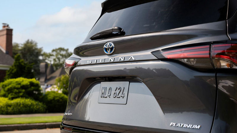 2025 toyota sienna 2