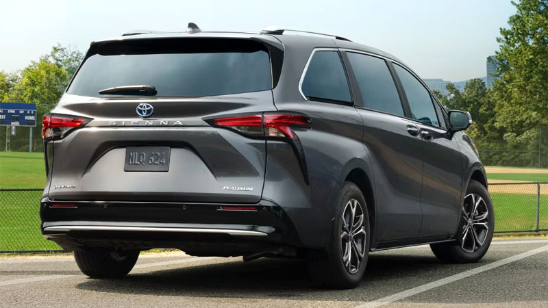 2025 toyota sienna 3